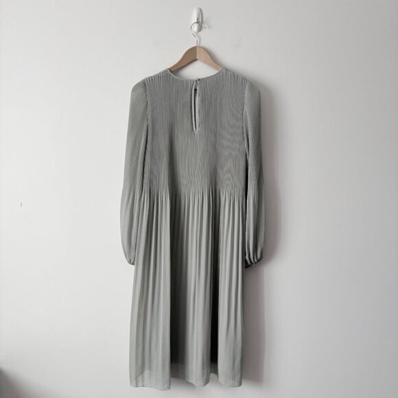 Aritzia Wilfred Daydreamer Midi Dress Pleated Chiffon Light Sage Green Size XS - Picture 4 of 7